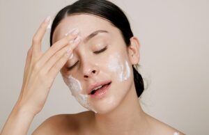 5 tips for cleaning your face